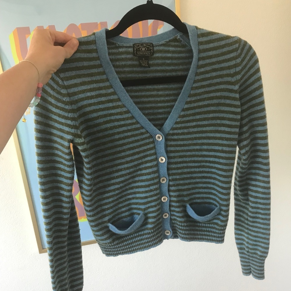 Striped button-up cropped sweater Y2K style